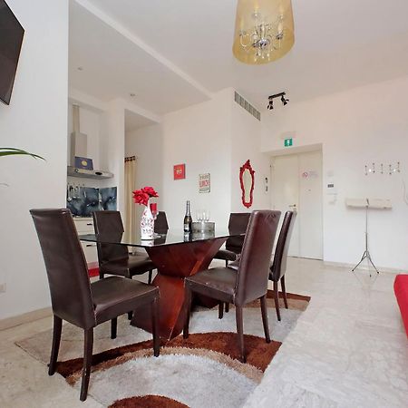 Luxury Domus Amadeus Apartment Rome Luaran gambar