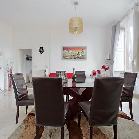 Luxury Domus Amadeus Apartment Rome Luaran gambar