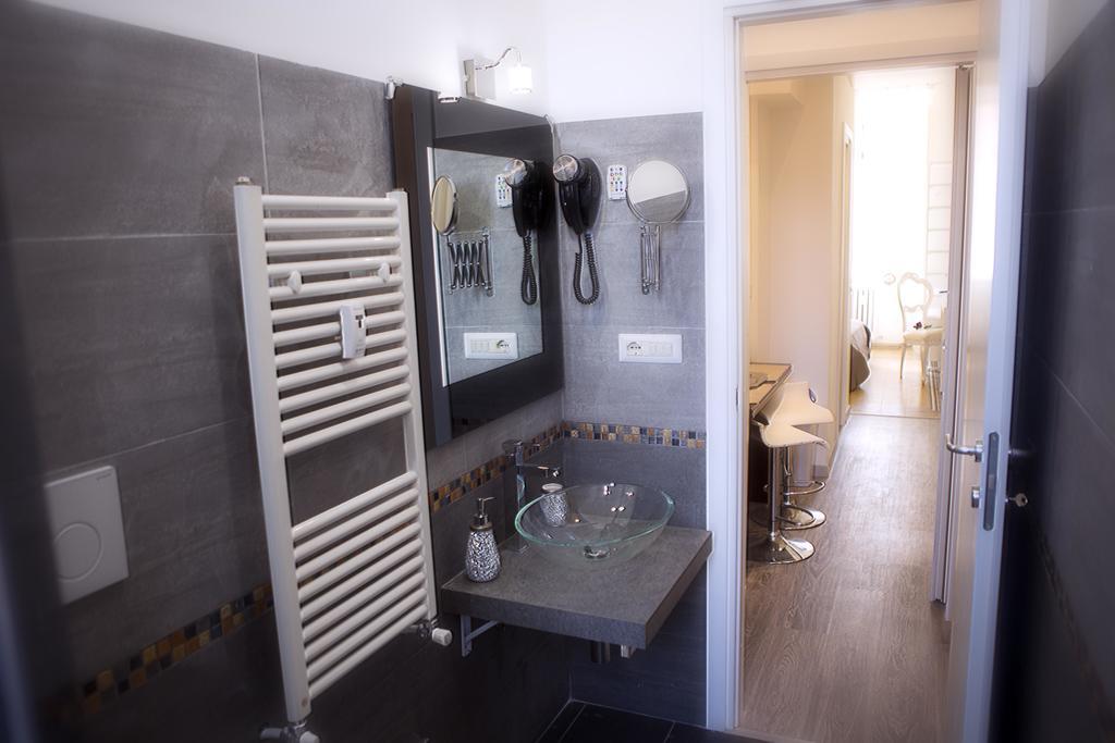 Luxury Domus Amadeus Apartment Rome Luaran gambar