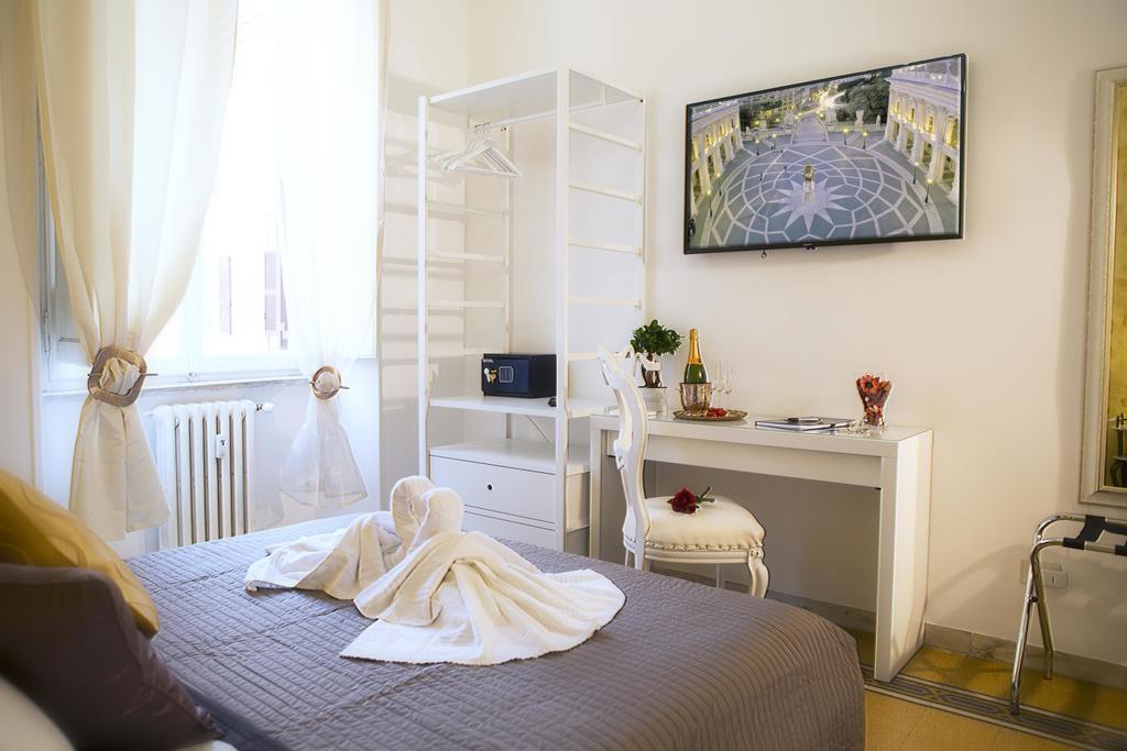 Luxury Domus Amadeus Apartment Rome Luaran gambar