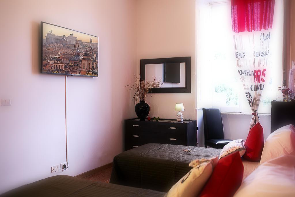 Luxury Domus Amadeus Apartment Rome Luaran gambar