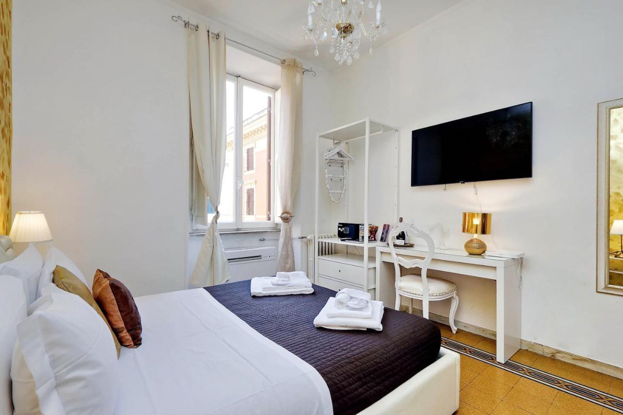 Luxury Domus Amadeus Apartment Rome Luaran gambar